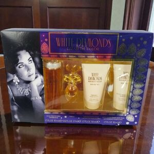 White Diamonds by Elizabeth Taylor 4 Piece Gift Set womens Perfume New